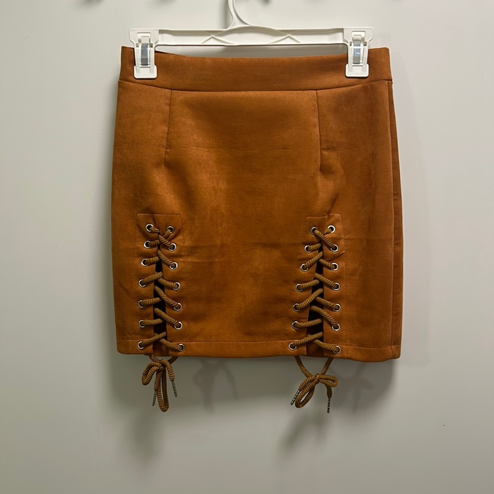 Mini skirt- golden color